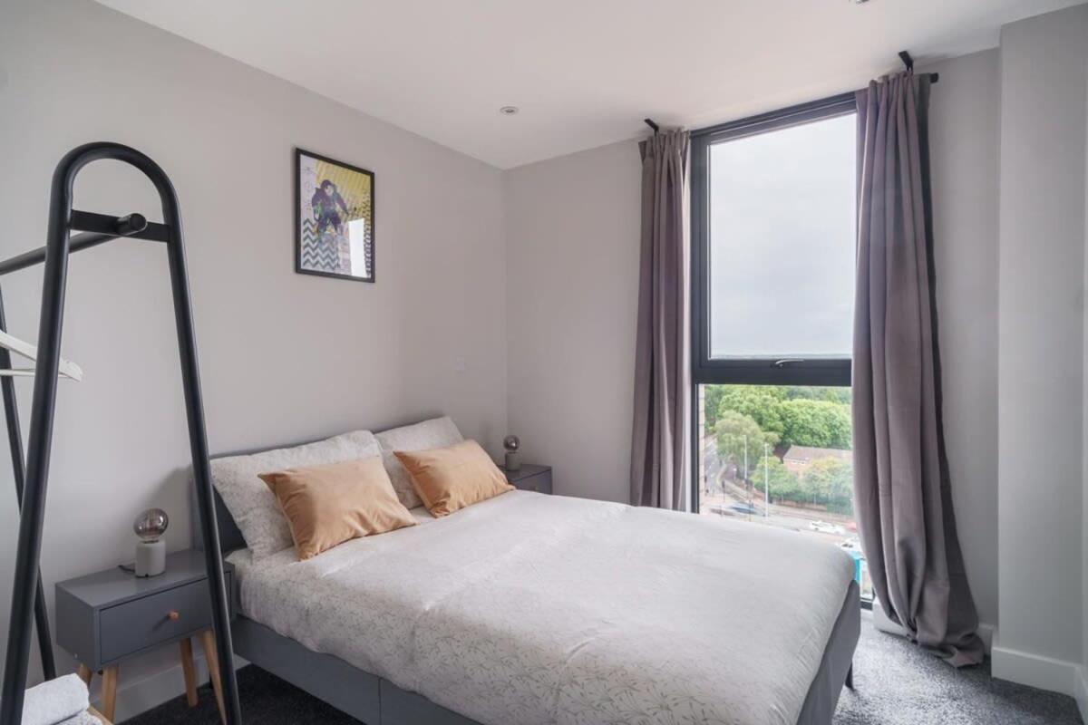 Fantastic 3 Bedroom Manchester Apartment Εξωτερικό φωτογραφία